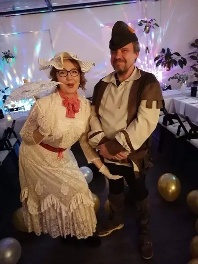 Mary Poppins ja Robin Hood – kostüüm laenutamiseks (väikse nõia kostüümid üritustel), Väike Nõid Tartu