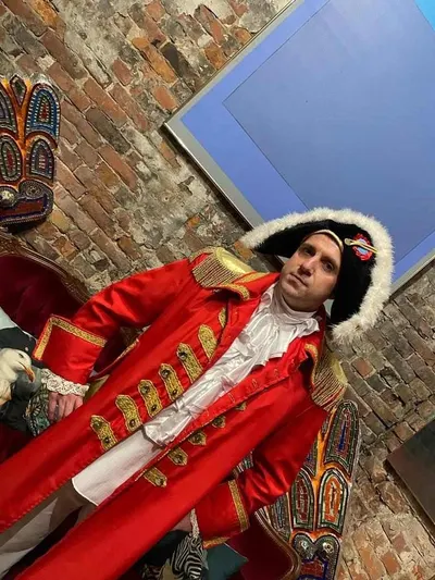 Napoleon – kostüüm laenutamiseks (väikse nõia kostüümid üritustel), Väike Nõid Tartu